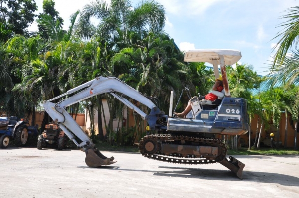 ขายแบคโฮ KUBOTA KH26 สวยเดิมจากญี่ปุ่นยังไม่เคยใช้ในไทย 240,000เท่านั้น!!!