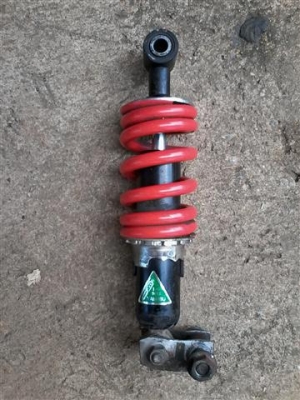 ขายอะไหล่คาจิว่าสเตลล่า115 มือสองสินค้ายังไม่รวมค่าจัดส่ง สนใจติดต่อ (กบรถเก่าแพร่)