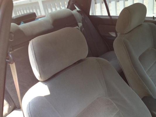 ขาย Hyundai Sonat GLS แก็ส+เบนซิน สีแดง จดปี ก.พ.36 ขาย Hyundai Sonat GLS แก็ส+เบนซิน สีแดง จดปี ก.พ.36