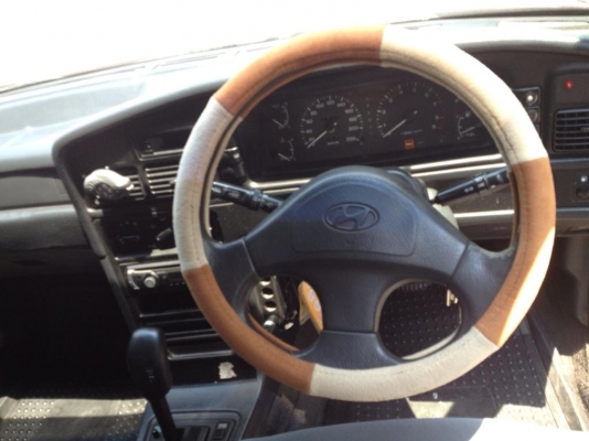 ขาย Hyundai Sonat GLS แก็ส+เบนซิน สีแดง จดปี ก.พ.36 ขาย Hyundai Sonat GLS แก็ส+เบนซิน สีแดง จดปี ก.พ.36