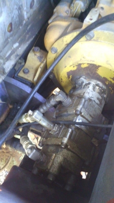 รถขุด KOMATSU PC50 UU-2 มีใบดันหน้า ลดราคาเหลือ 190,000 บาท.