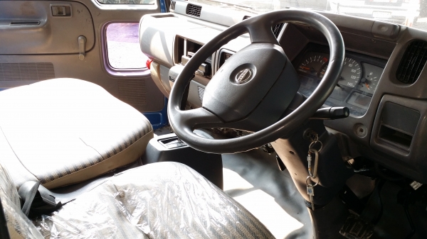 ขายนิสสันแอ็ดลาสเบนซินเกียร์ออโต้KA20-2000cc ขายนิสสันแอ็ดลาสเบนซินเกียร์ออโต้KA20-2000cc