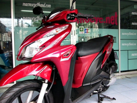 click 125 i ตัวท๊อป id ling stop ล้อแมกซ์ สีแดง รถเดือนธันวาคม ปี 56 ไมล์ 2 พันโล แถม 3 รายการ 40900 click 125 i ตัวท๊อป id ling stop ล้อแมกซ์ สีแดง รถเดือนธันวาคม ปี 56 ไมล์ 2 พันโล แถม 3 รายการ 40900