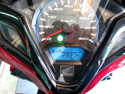 click 125 i ตัวท๊อป id ling stop ล้อแมกซ์ สีแดง รถเดือนธันวาคม ปี 56 ไมล์ 2 พันโล แถม 3 รายการ 40900 click 125 i ตัวท๊อป id ling stop ล้อแมกซ์ สีแดง รถเดือนธันวาคม ปี 56 ไมล์ 2 พันโล แถม 3 รายการ 40900