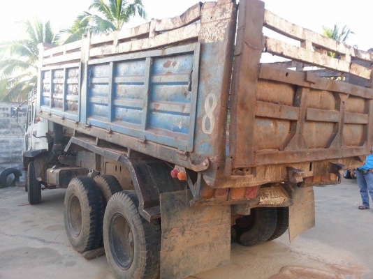 ขายดั้มMITSUBISHI คัชซีหน้ายาว เครื่องHO7C 185แรง ช่วงล่าง2เพลา ลงเล่มเรียบร้อยแล้ว เครื่องดี เกียร์พัง เอกสารพร้อมโอน สนใจโทร090-8588220คุณนะ ID:narong498 หรือwww.truck.in.th/498