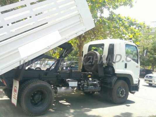 รถบรรทุก 6 ล้อดัมพ์ ISUZU รุ่น FTR  ปีจดทะเบียน 2557 240 แรงม้า