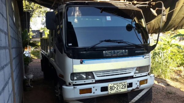 ขายดั้มISUZU DECA เครื่อง195แรง พ.เพาเวอร์ เบรกทิฟฟี่ แอร์เย็น ภายในสวย สภาพพร้อมใช้งาน เอกสารพร้อมโอน สนใจโทร090-8588220คุณนะ ID:narong498 หรือwww.truck.in.th/498 จัดไฟแนนซ์ได้ เงื่อนไขง่ายๆวันเดียวรับรถ