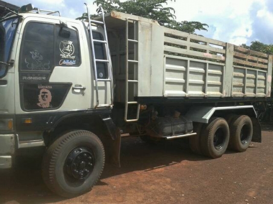 ขายดั้ม2เพลาHINO เครื่องHO7D 195แรง พ.เพาเวอร์ เบรกทิฟฟี่ แอร์เย็น ภายในสวย สภาพพร้อมใช้งาน เอกสารพร้อมโอน สนใจโทร090-8588220คุณนะ ID:narong498 หรือwww.truck.in.th/498 จัดไฟแนนซ์ได้ เงื่อนไขง่ายๆวันเดียวรับรถ