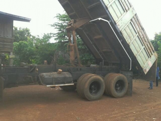 ขายดั้ม2เพลาHINO เครื่องHO7D 195แรง พ.เพาเวอร์ เบรกทิฟฟี่ แอร์เย็น ภายในสวย สภาพพร้อมใช้งาน เอกสารพร้อมโอน สนใจโทร090-8588220คุณนะ ID:narong498 หรือwww.truck.in.th/498 จัดไฟแนนซ์ได้ เงื่อนไขง่ายๆวันเดียวรับรถ