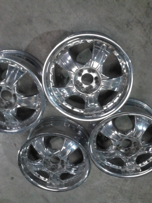 ขอบ 17 ขนาด 5 รู 100 และ 114 ได้ 2 ขนาด ( 17X 7 JJ.) ชุด 4 ใบ TEL.081-427-3941 ขอบ 17 ขนาด 5 รู 100 และ 114 ได้ 2 ขนาด ( 17X 7 JJ.) ชุด 4 ใบ TEL.081-427-3941