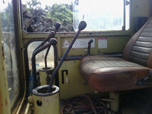 รถแบคโฮ  KOMATSU  PC 60 - 1  สนใจติดต่อ 081 - 6079515