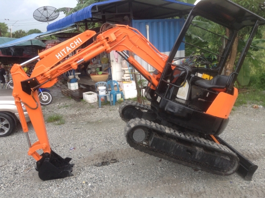 ขายรถขุด HITACHI EX30UR-2 คอนโทลสั้นน้ำมัน ปั้มนิ้ว เก่าจากญี่ปุ่น