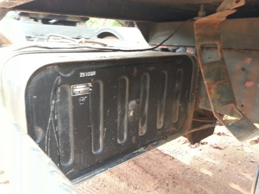 รถอีซูซุ 10 ล้อ หัวลาก FVZ  175 แรงม้า.  ( ขายแม่ , ลูก )  สนใจติดต่อ 081 - 6079515