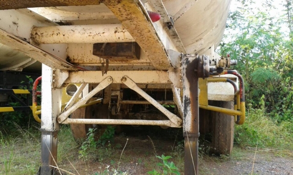 รถอีซูซุ 10 ล้อ หัวลาก FVZ  175 แรงม้า.  ( ขายแม่ , ลูก )  สนใจติดต่อ 081 - 6079515