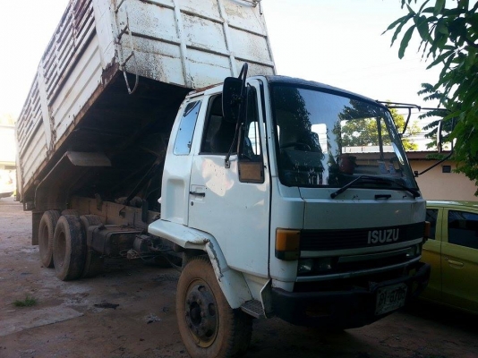 ขายดั้มร็อกกี้ คัชซีหน้ายาว เครื่อง145แรง เครื่องดี คัชซีสวย สภาพพร้อมใช้งาน เอกสารพร้อมโอน สนใจโทร090-8588220คุณนะ ID:narong498