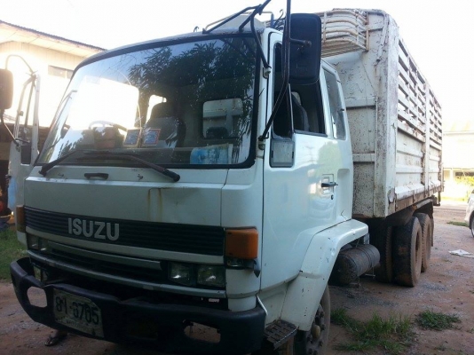 ขายดั้มร็อกกี้ คัชซีหน้ายาว เครื่อง145แรง เครื่องดี คัชซีสวย สภาพพร้อมใช้งาน เอกสารพร้อมโอน สนใจโทร090-8588220คุณนะ ID:narong498