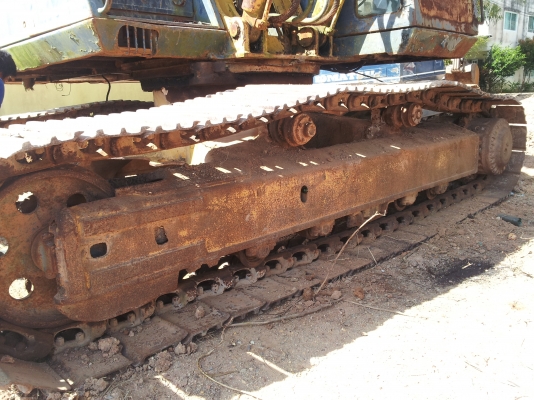 KOMATSU PC200-3ขายตามสภาพรถทำงานได้ครับ KOMATSU PC200-3ขายตามสภาพรถทำงานได้ครับ