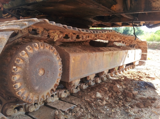 KOMATSU PC200-3ขายตามสภาพรถทำงานได้ครับ KOMATSU PC200-3ขายตามสภาพรถทำงานได้ครับ