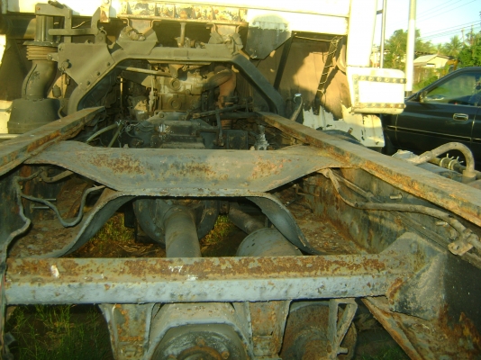 KT925  หัวแชสชี เครื่องEH 700  168 แรง  ราคา  300,000 บาท