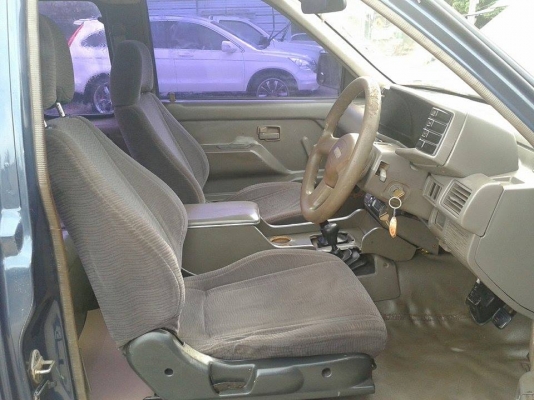 ขายอีซูซูมังกรทอง2.5โฟร์วิล4*4ปี96เครื่องดีคันซีสวยไม่ผุเกียร์โฟร์เข้าดี