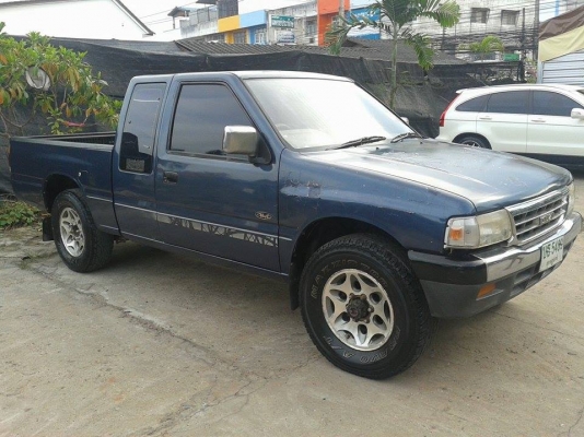 ขายอีซูซูมังกรทอง2.5โฟร์วิล4*4ปี96เครื่องดีคันซีสวยไม่ผุเกียร์โฟร์เข้าดี