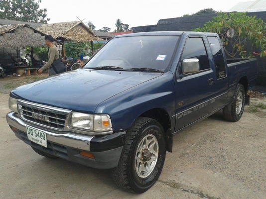 ขายอีซูซูมังกรทอง2.5โฟร์วิล4*4ปี96เครื่องดีคันซีสวยไม่ผุเกียร์โฟร์เข้าดี