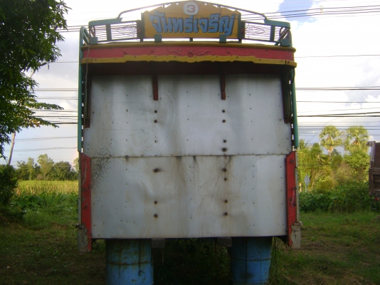 กระบะไม้  ถอดจาก สิบล้อ  ตามภาพ  ราคา 45,000 บาทพร้อมติดตั้ง