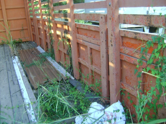 กระบะไม้  ถอดจาก สิบล้อ  ตามภาพ  ราคา 45,000 บาทพร้อมติดตั้ง