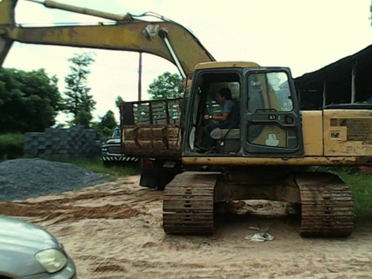 ***ขายแล้วครับขอบคุณ Truck2hand ขายแบคโฮราคาเบาๆ KOMATSU PC200-6 S.No.20553 เครื่องเดิม ปั้มเดิม ไฟฟ้าครบ เครื่องKOMATSU 6D95-135แรง 6สูบ แน่นดีแรงดี ปั้มดี แน่น ทำงานดี เร็ว บูมอาร์มสวยไม่ปะ บุ้งกี๋โอเค เอวดี แน่น ช่วงล่าง70\% โซ่ดี เฟรมหนาไม่ผุ แทร็กโอเค ***ขายแล้วครับขอบคุณ Truck2hand ขายแบคโฮราคาเบาๆ KOMATSU PC200-6 S.No.20553 เครื่องเดิม ปั้มเดิม ไฟฟ้าครบ เครื่องKOMATSU 6D95-135แรง 6สูบ แน่นดีแรงดี ปั้มดี แน่น ทำงานดี เร็ว บูมอาร์มสวยไม่ปะ บุ้งกี๋โอเค เอวดี แน่น ช่วงล่าง70\% โซ่ดี เฟรมหนาไม่ผุ แทร็กโอเค