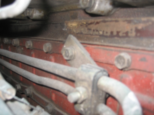 F18  เพลาดียว เครื่อง HO7D   195แรง(ไม่มีทะเบียน)  ราคา 300,000 บาท