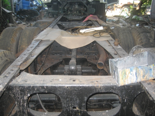 F18  เพลาดียว เครื่อง HO7D   195แรง(ไม่มีทะเบียน)  ราคา 300,000 บาท