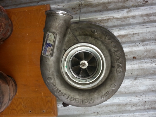 ขายเทอร์โบ volvo holset hx55 สวยๆ 18,000