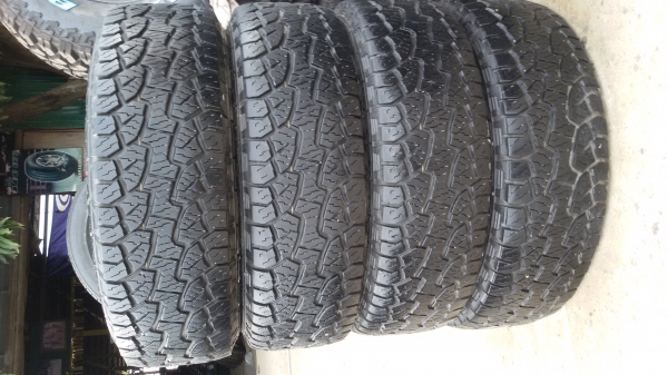 ขายยาง265 75 16 ปี11ชุดละ7500