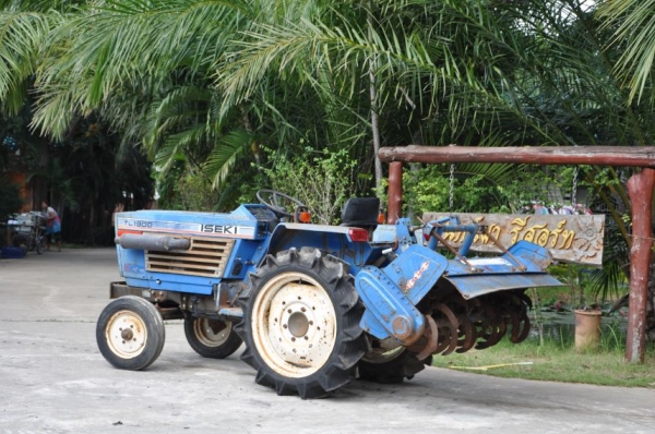 ขายรถไถ ISEKI TL1900แรง พร้อมโรตารี่หลัง สภาพสวยเดิมญี่ปุ่นไม่เคยใช้งานในไทย 68,000 บาท