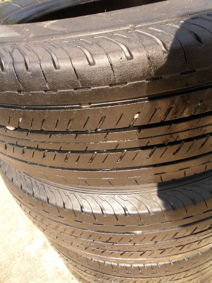 ขาย ยางรถกระบะ บริดสโตนBridgestoneขนาด215/65ขอบ16นิ้ว เส้นละ400บาท(4 เส้น=1500บ) T.092-9351644 ขาย ยางรถกระบะ บริดสโตนBridgestoneขนาด215/65ขอบ16นิ้ว เส้นละ400บาท(4 เส้น=1500บ) T.092-9351644