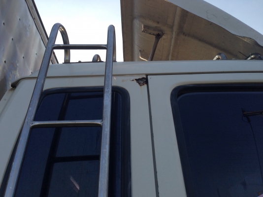 ขายรถ 10 ล้อ อีซูซุ FVM เดกก้า ตู้เปียก เครื่อง 200 แรง ปี 2548 รถใช้งานอยู่ ขายรถ 10 ล้อ อีซูซุ FVM เดกก้า ตู้เปียก เครื่อง 200 แรง ปี 2548 รถใช้งานอยู่