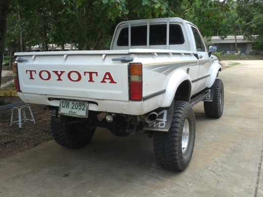 ขายโตโยต้าม้ากระโดด 4x4 4ขอ ขายโตโยต้าม้ากระโดด 4x4 4ขอ