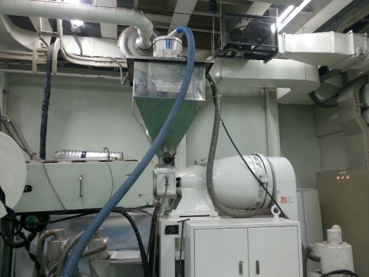 ขายเครื่องรีดแผ่นพลาสติก 3 layer ครบชุด หน้ากว้าง 70 ซม สภาพใหม่จากญี่ปุ่น ราคาถูก