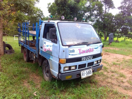19,000หัวเก๋งNKRสภาพตามรูป พื้นผุ หัวโทรมต้องทำสีครับหัวเก๋งยกลงแล้วครับ