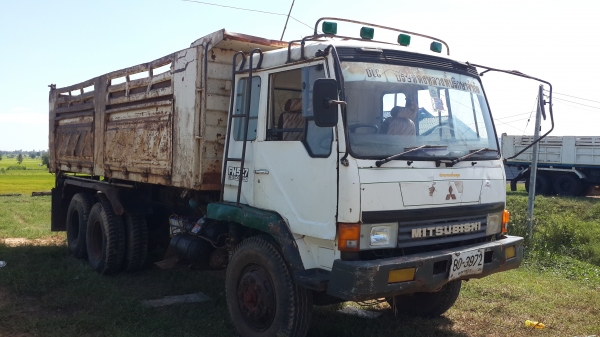 ขายด่วนไอ้หลงธรรมดาวางเครื่องโบสองเพลาดั้ม จัดแนนท์ได้สูง ราคาไม่แพงโทร0843923995