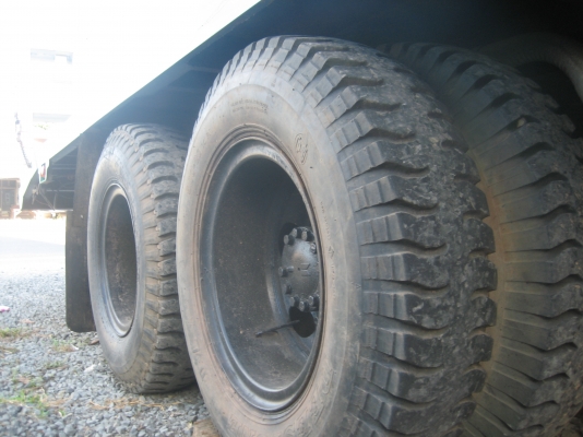 2 เพลา เครื่องฮีโน่ 195 แรง  ราคา 760,000 บาท