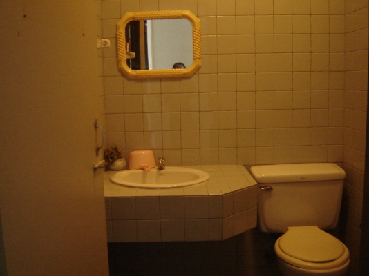 ขายทาวน์เฮาส์ ราคา 760000 โทร 0843376760 ต่อรองราคาได้