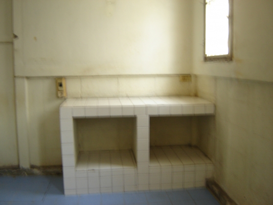 ขายทาวน์เฮาส์ ราคา 760000 โทร 0843376760 ต่อรองราคาได้