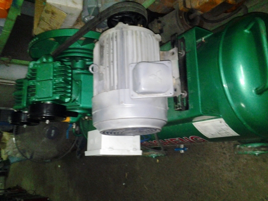 ปั๊มลมฟูเช็งมอเตอร์ 7.5 hp ถังขนาด 260 ลิตร ราคาถูกมากพร้อมรับประกันสินค้าหากท่านไม่พอใจ 0988693990