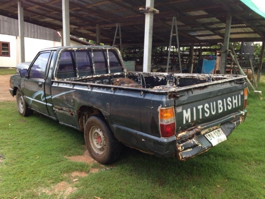 ขาย L200 Cyclone เครื่องดี เก๋ง กระบะ มีผุบ้างแล้ว แชสสีสวย ขาย L200 Cyclone เครื่องดี เก๋ง กระบะ มีผุบ้างแล้ว แชสสีสวย