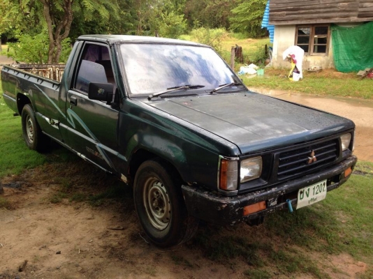 ขาย L200 Cyclone เครื่องดี เก๋ง กระบะ มีผุบ้างแล้ว แชสสีสวย