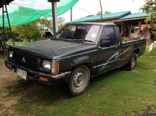 ขาย L200 Cyclone เครื่องดี เก๋ง กระบะ มีผุบ้างแล้ว แชสสีสวย ขาย L200 Cyclone เครื่องดี เก๋ง กระบะ มีผุบ้างแล้ว แชสสีสวย