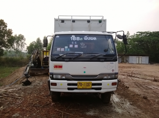 ขายดาวน์ รถพ่วง 24 ล้อ nissan cw 454