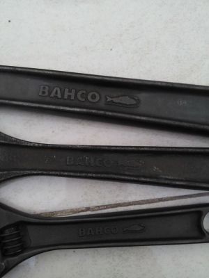 ประแจเลื่อน BAHCO 12" 8" 6"
