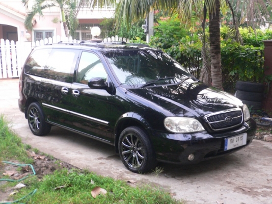 ขายรถครอบครัว7ที่นั่ง KIA CARNIVAL 2.5 CEO เกียร์ออโต้ AIRBAG2 ABS ปี 2004ไม่เคยติดแก๊ส